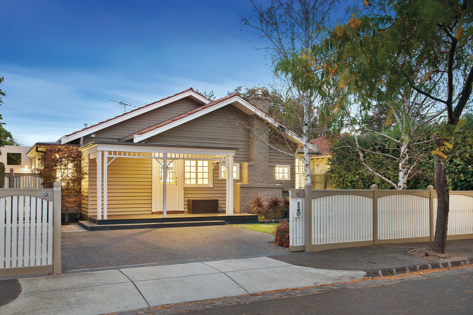 10 Rooding Street, Brighton, VIC