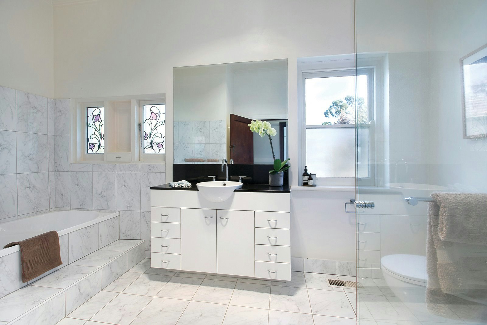 30A Peate Avenue, Glen Iris, VIC