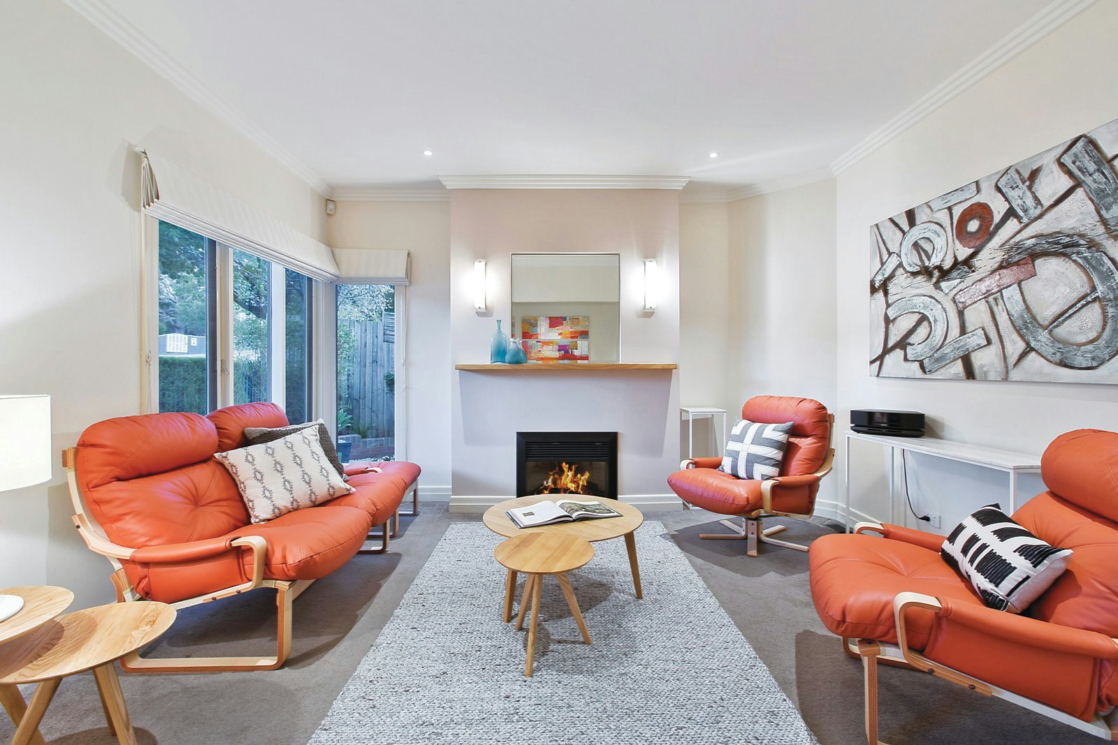 22 Victoria Crescent, Mont Albert, VIC