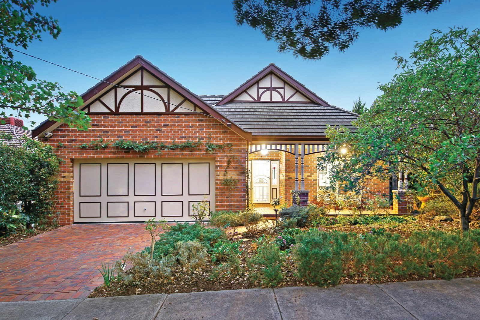 107 Summerhill Road, Glen Iris, VIC