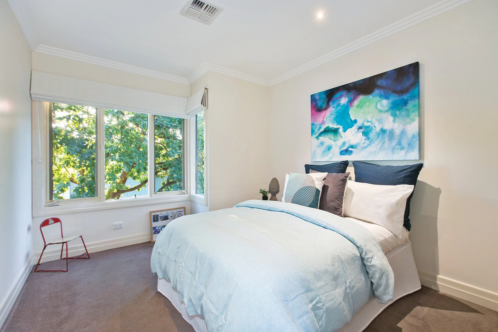 22 Victoria Crescent, Mont Albert, VIC