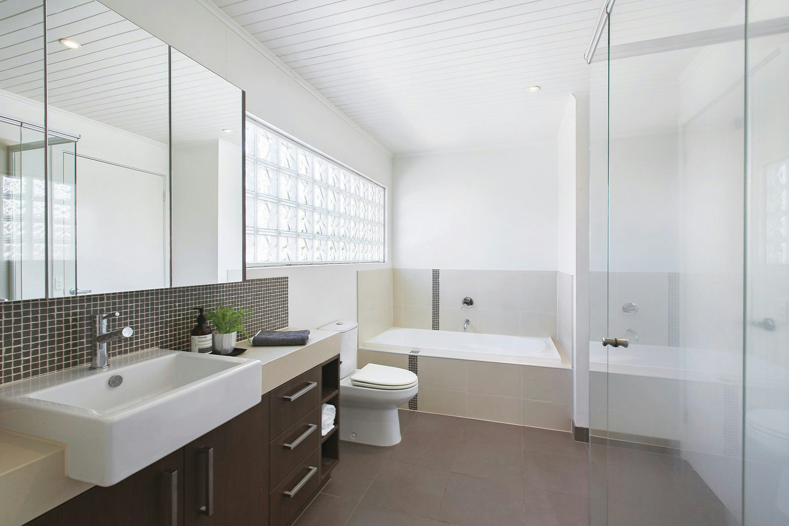 50 Chapel Street, St Kilda, VIC