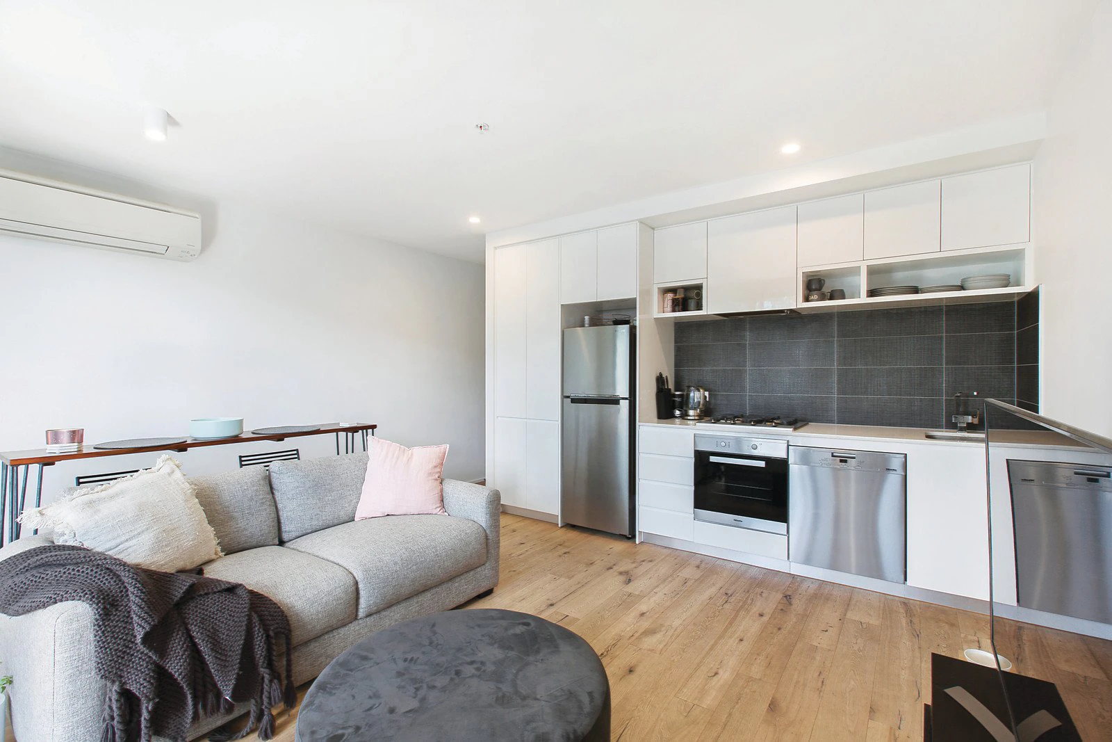 401/80 Lynch Street, Hawthorn, VIC
