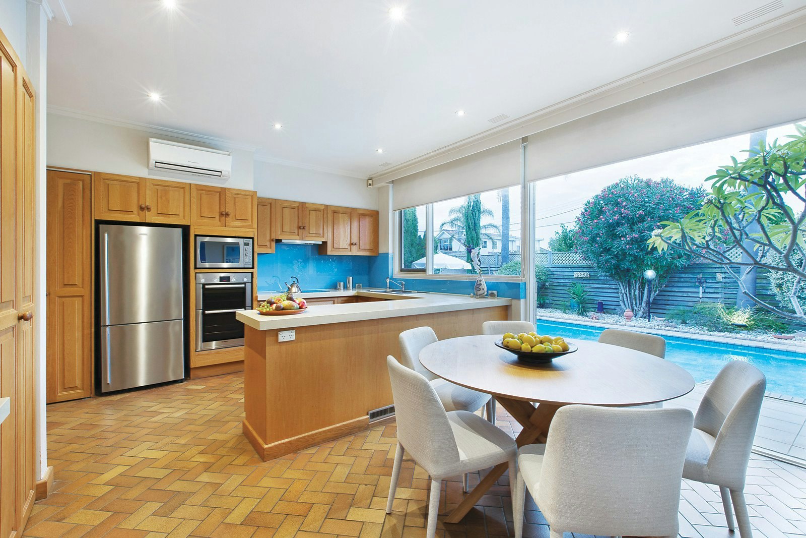 6 Avonbury Court, Brighton, VIC