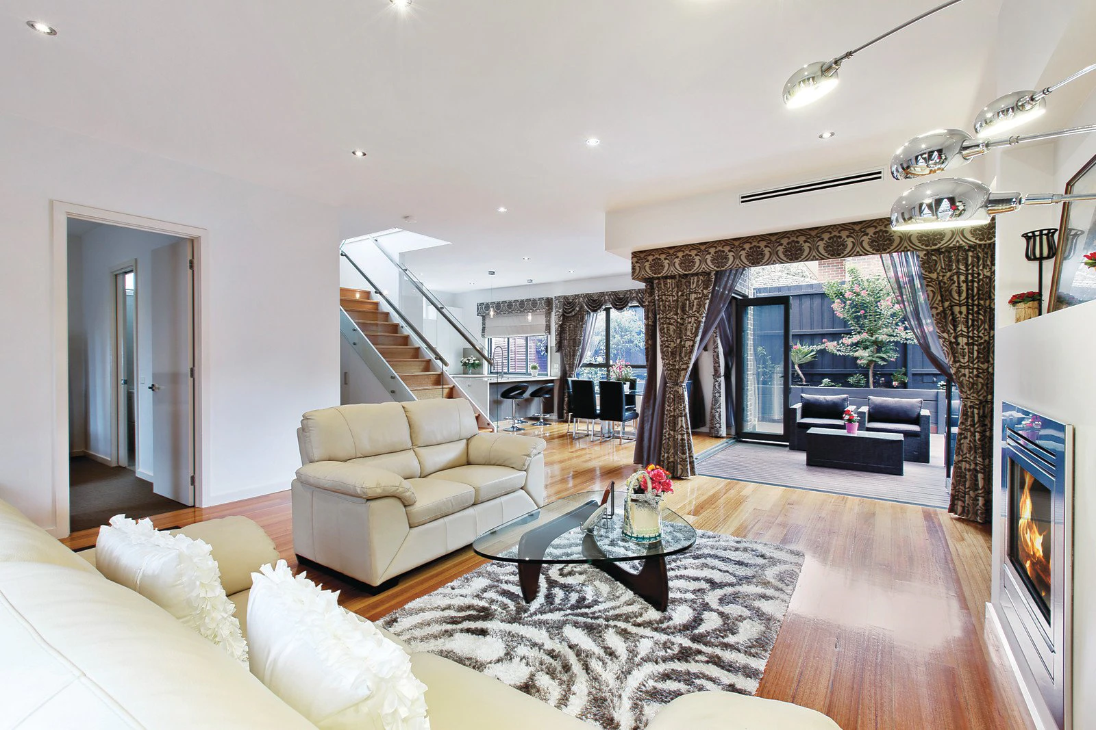 2/54 Severn Street, Balwyn North, VIC