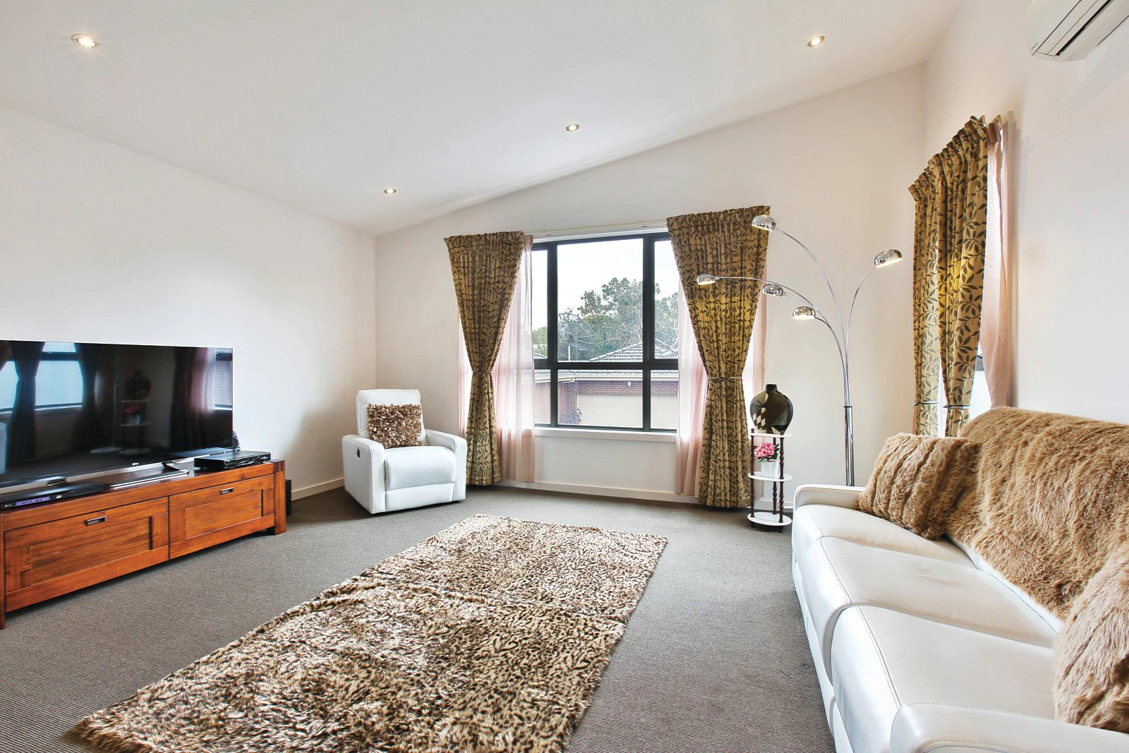 2/54 Severn Street, Balwyn North, VIC
