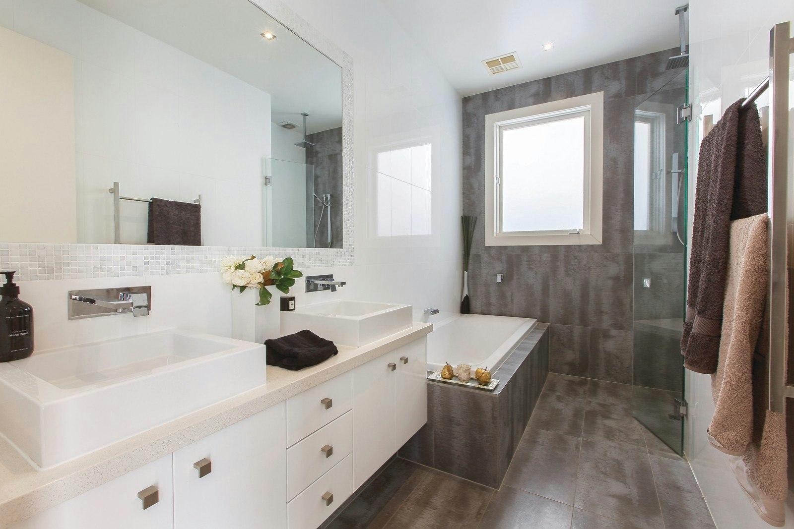 52 Croydon Road, Surrey Hills, VIC