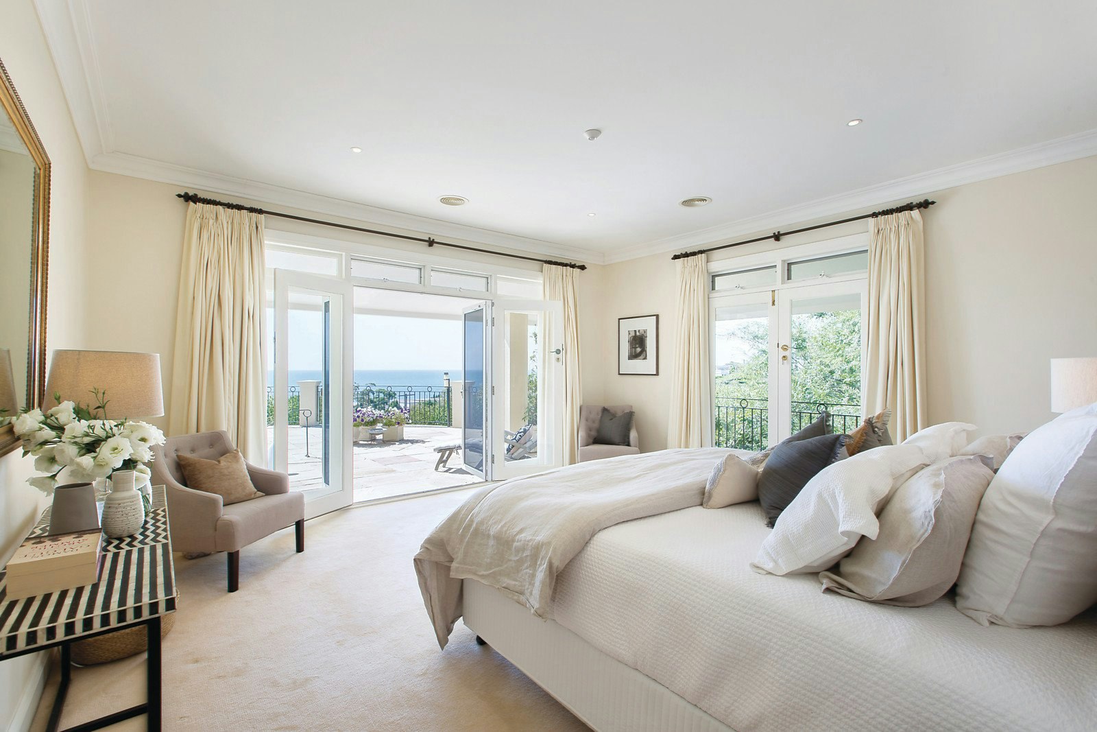 18 Watts Parade, Mount Eliza, VIC