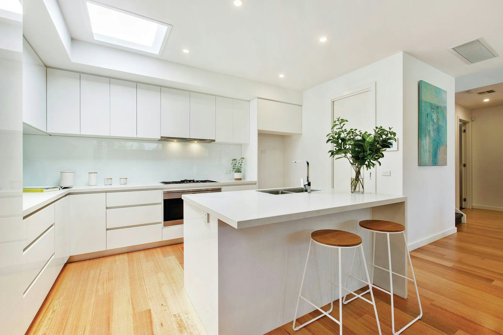 15b Summerhill Road, Brighton East, VIC