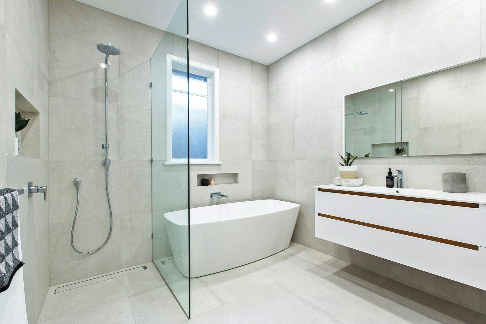 76 Manning Road, Malvern East, VIC