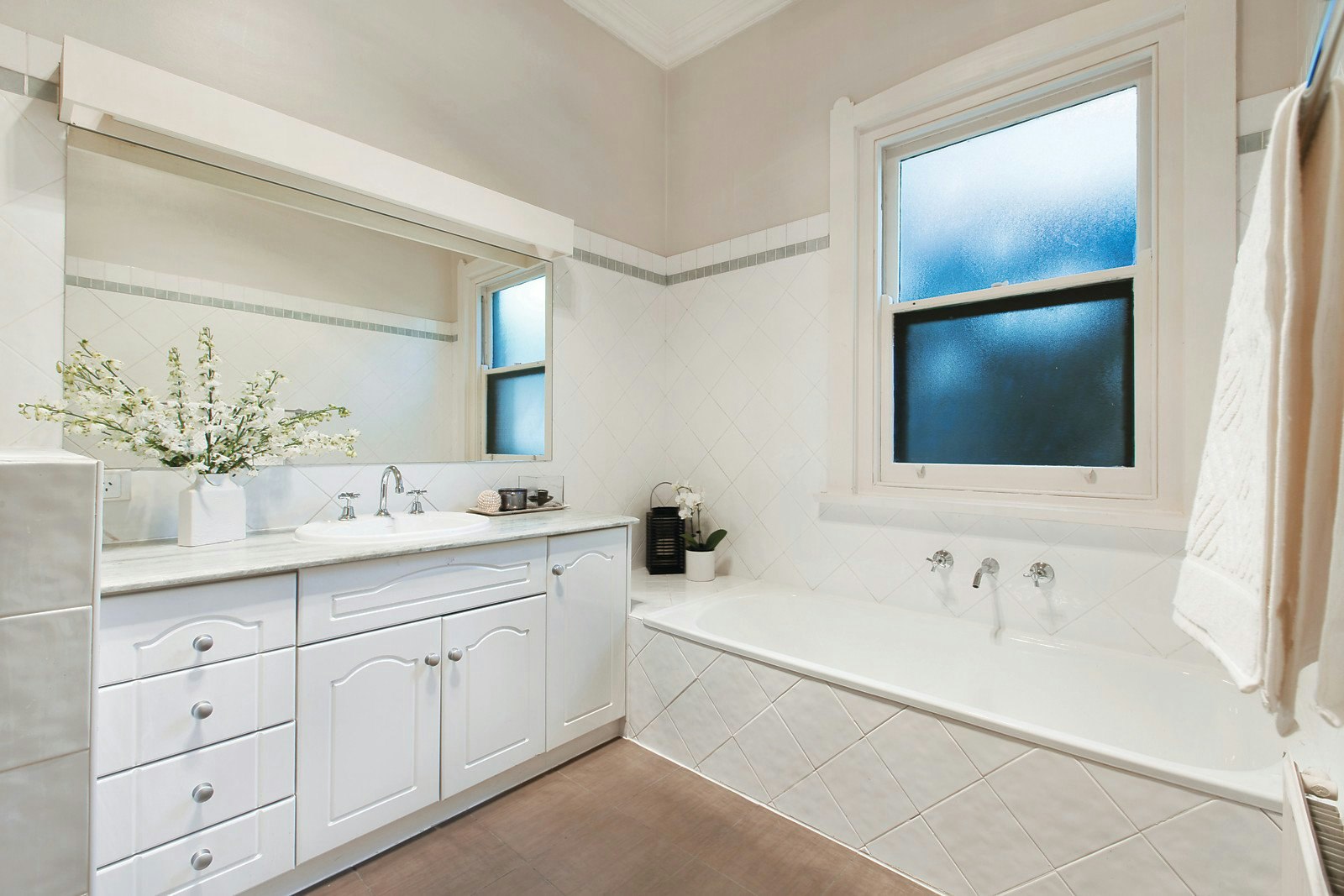 21 Marshall Avenue, Kew, VIC