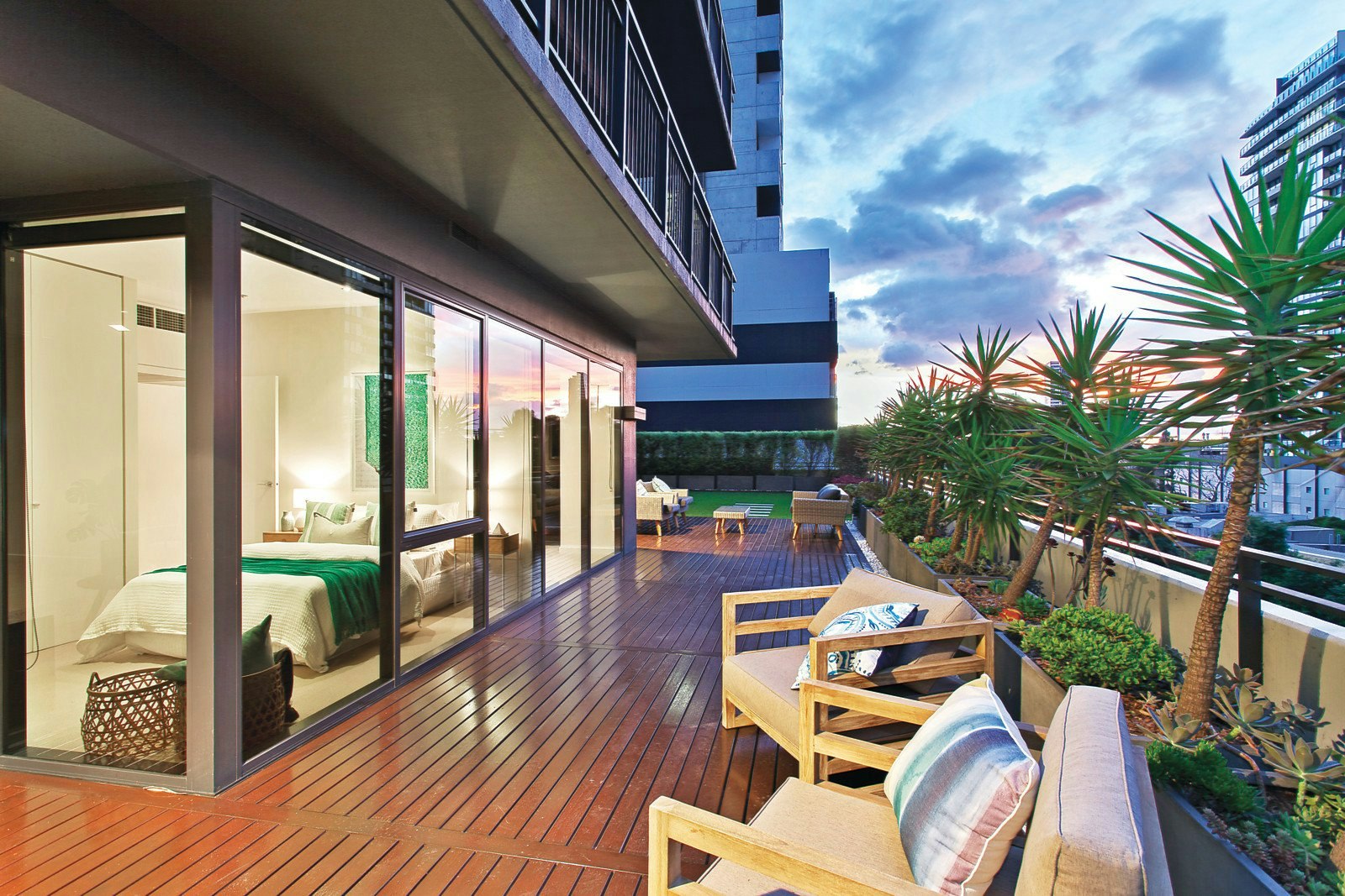 606/80 Clarendon Street, Southbank, VIC