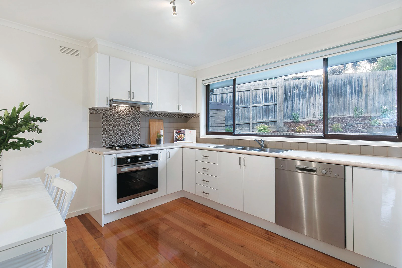 9/19 Elm Street, Surrey Hills, VIC