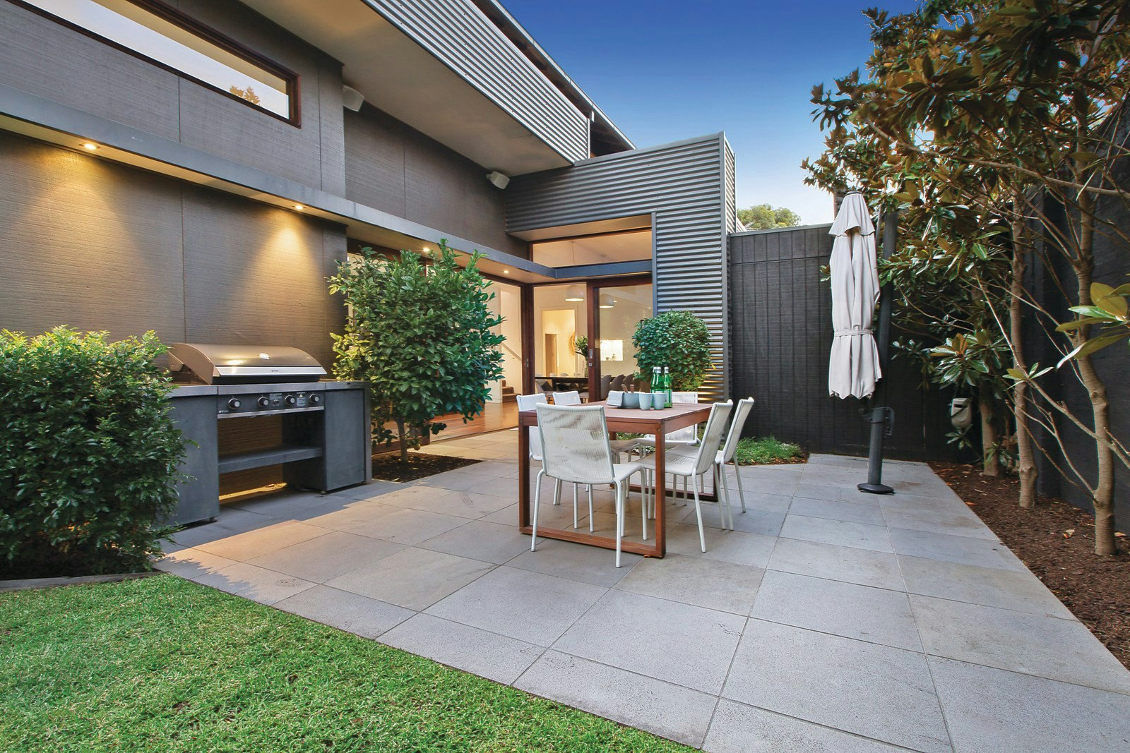 4 Avondale Street, Hampton, VIC