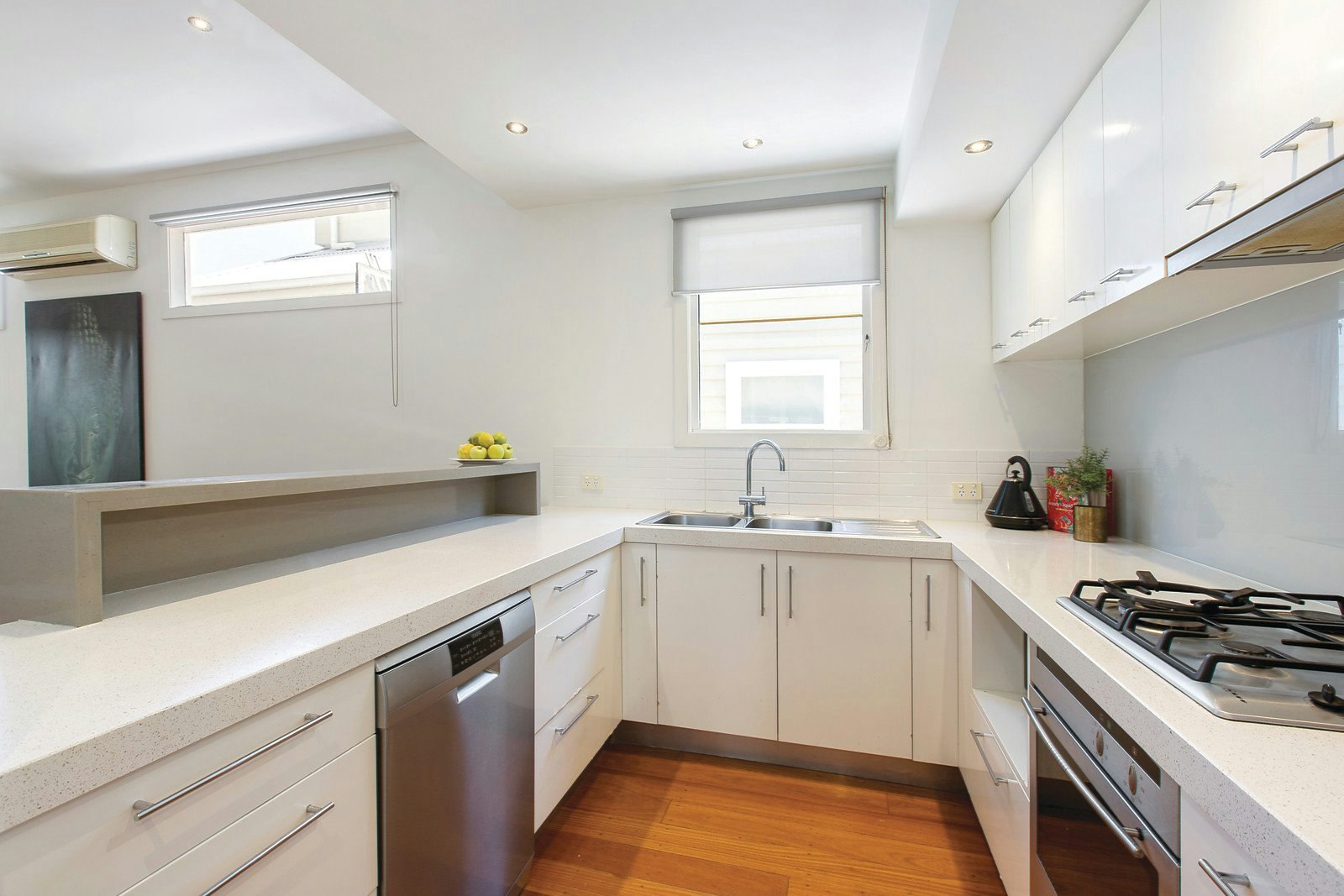 8 Churchill Grove, Hawthorn, VIC