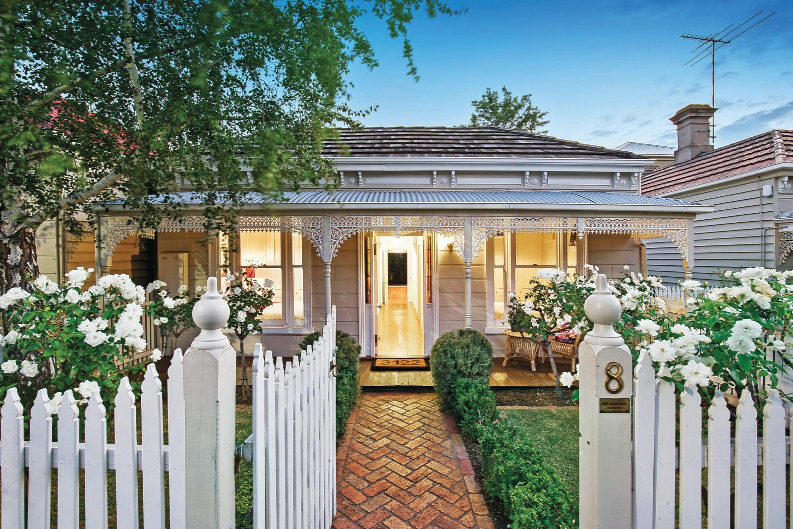 8 Churchill Grove, Hawthorn, VIC