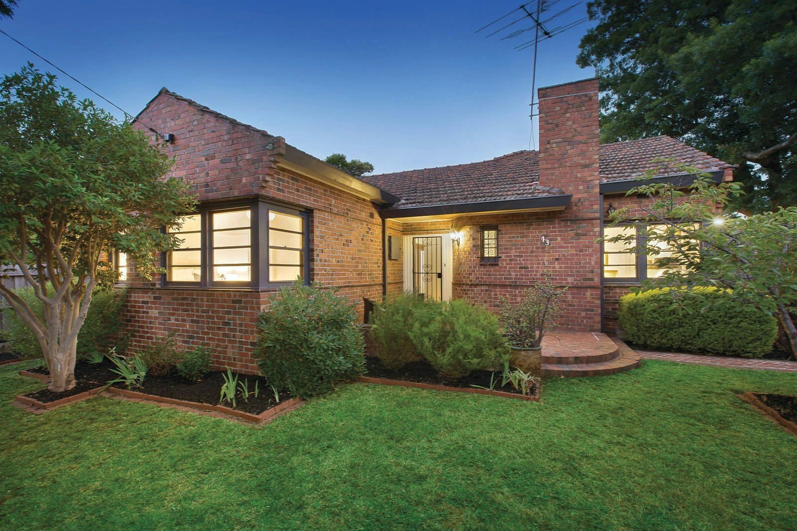 43 Albion Road, Glen Iris, VIC