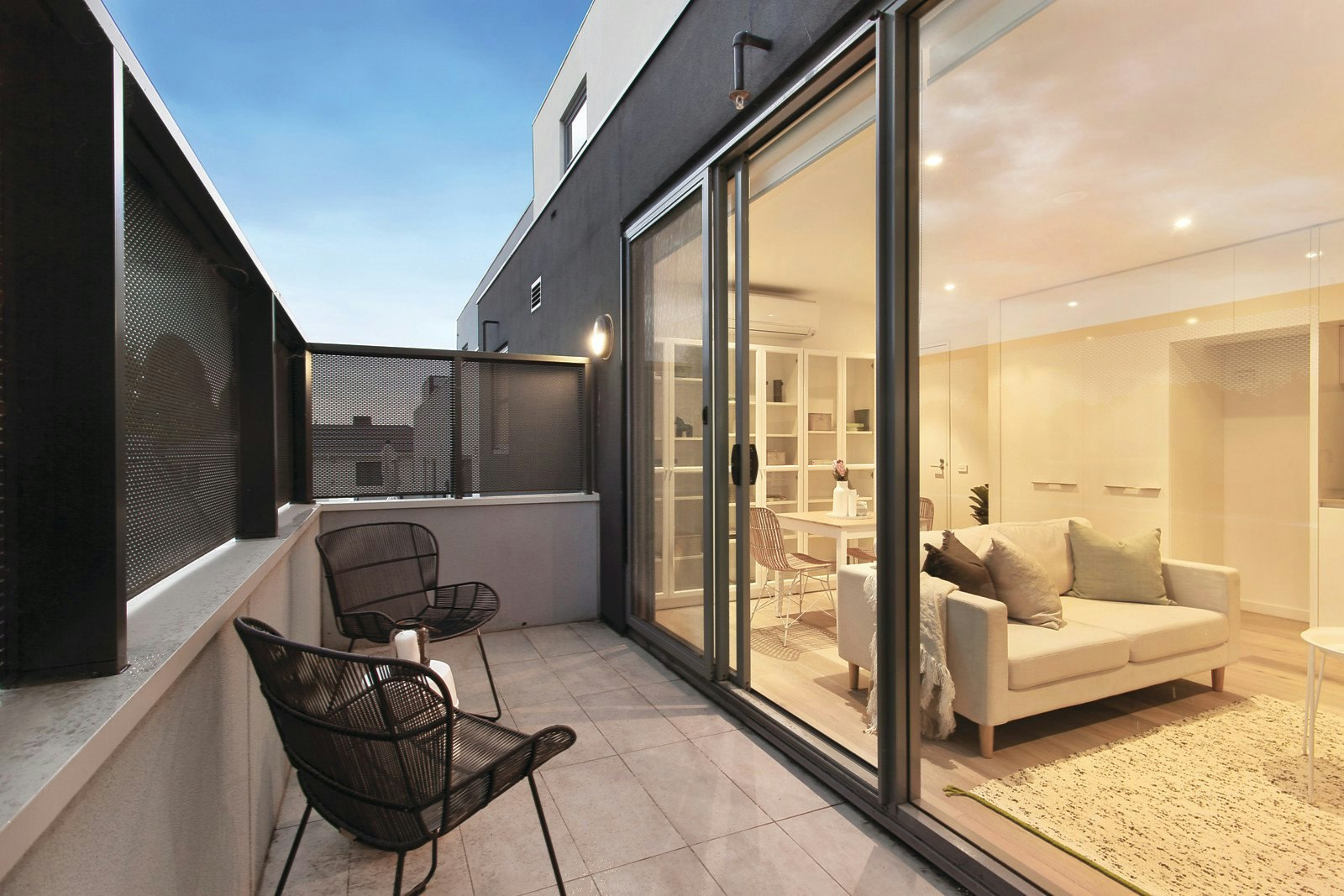 102/342 Whitehorse Road, Balwyn, VIC