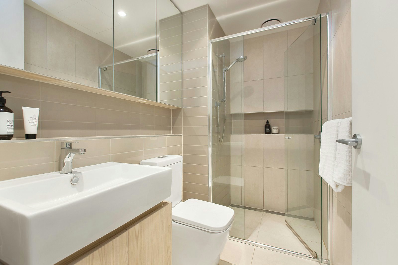 102/342 Whitehorse Road, Balwyn, VIC