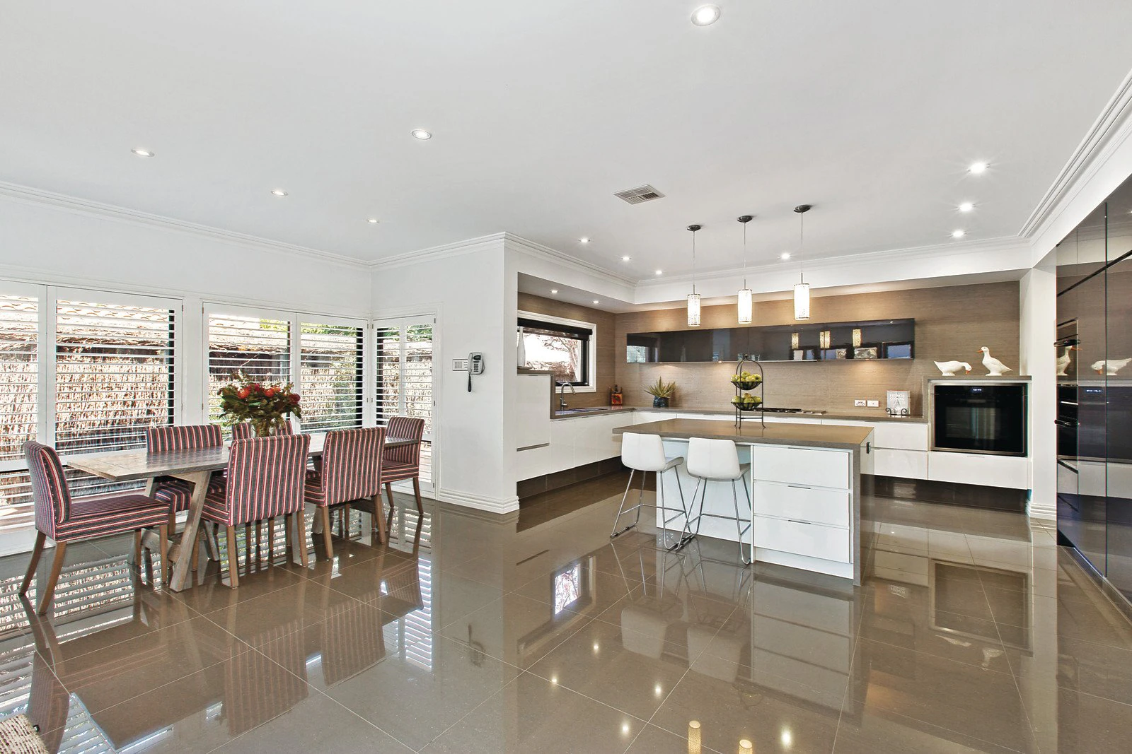 26 St Johns Avenue, Mont Albert, VIC