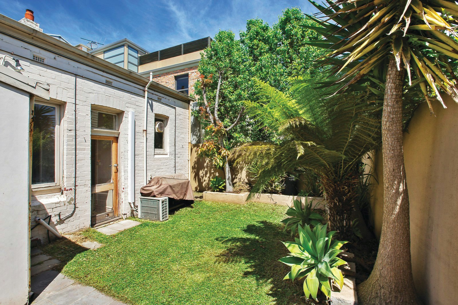 8 Bridport Street, South Melbourne, VIC