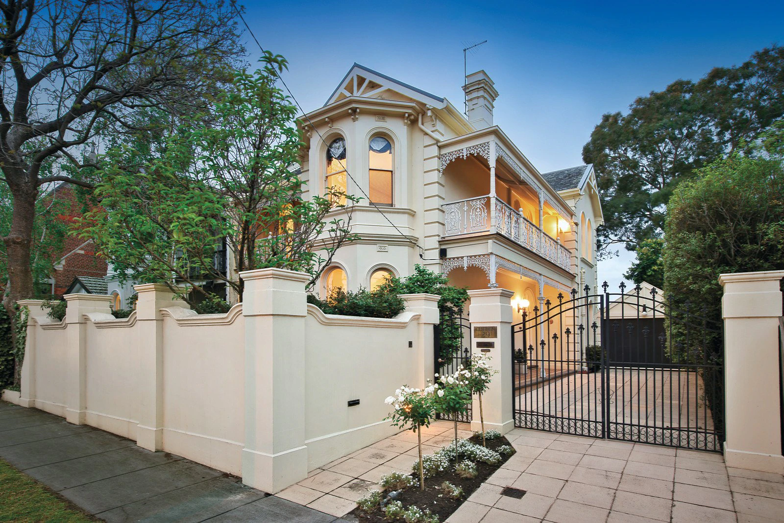 29 Wattletree Road, Armadale, VIC