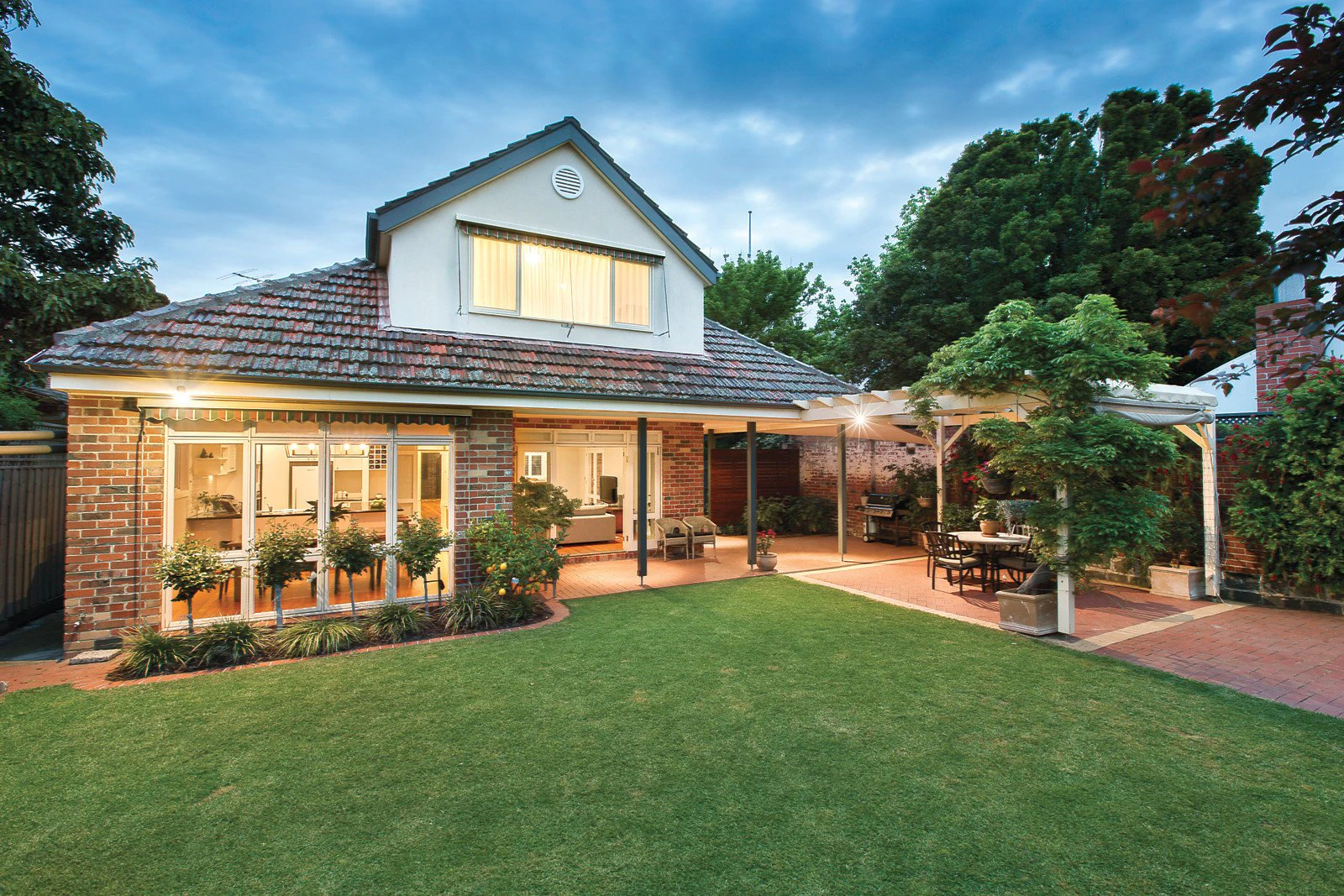 67 South Road, Brighton, VIC