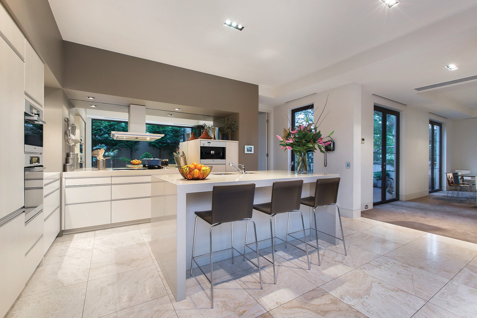 7 Dendy Street, Brighton - Thumbnail 4