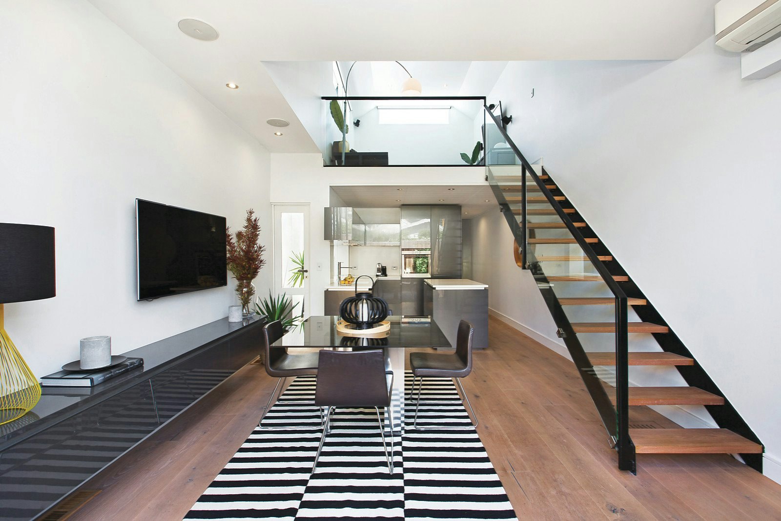 37 Cobden Street, South Melbourne, VIC