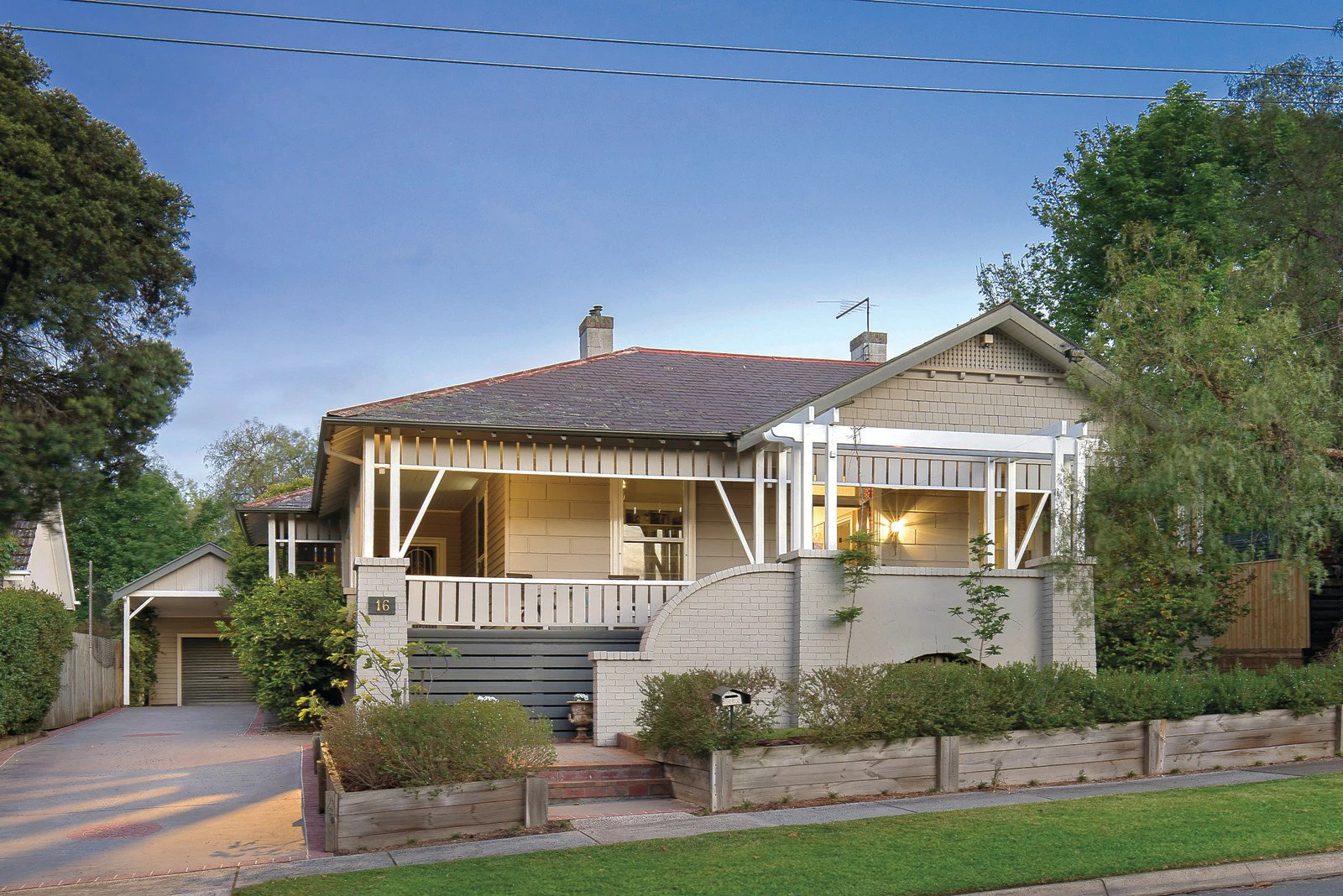 16 Logan Street, Canterbury, VIC