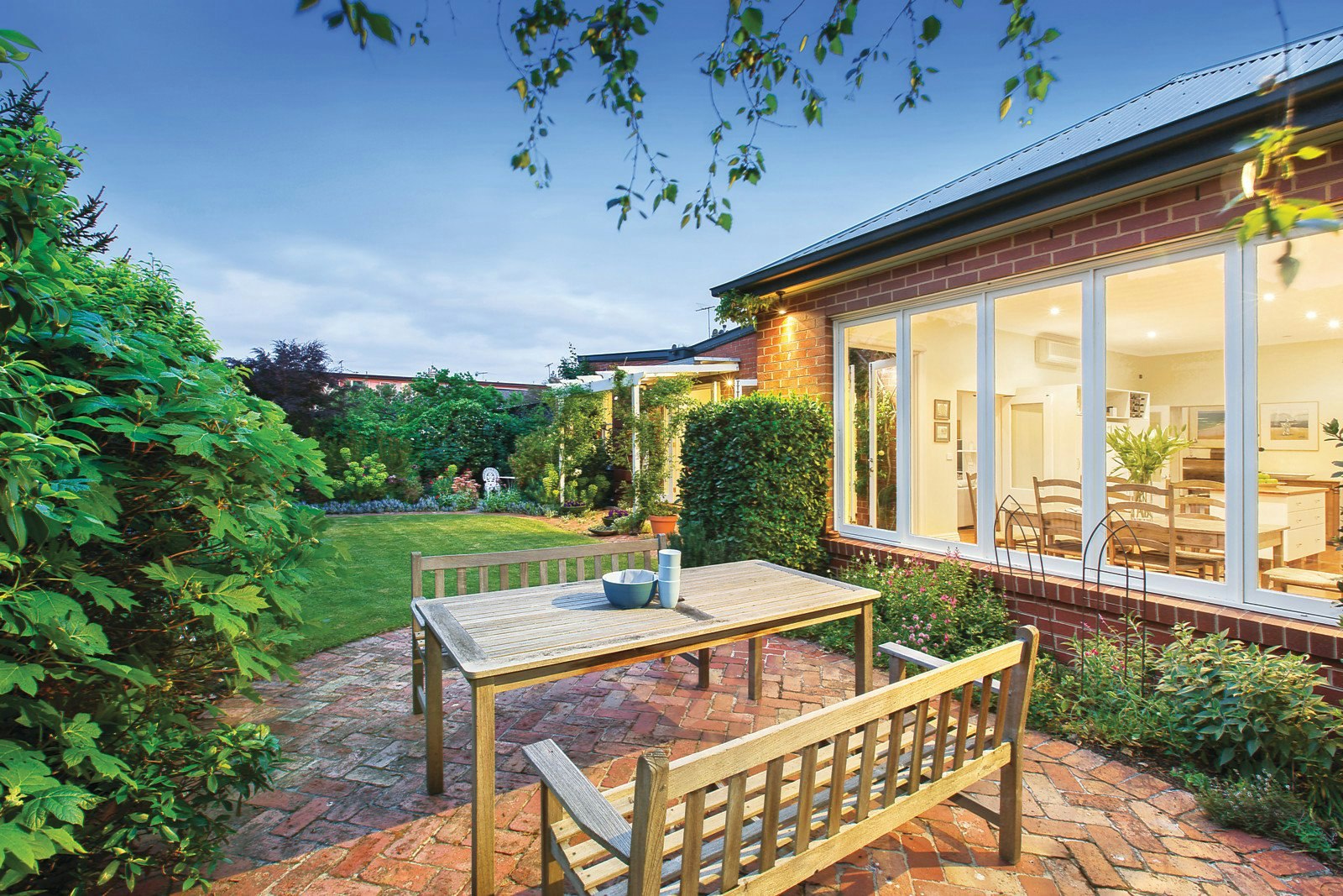 33 Claremont Avenue, Malvern, VIC