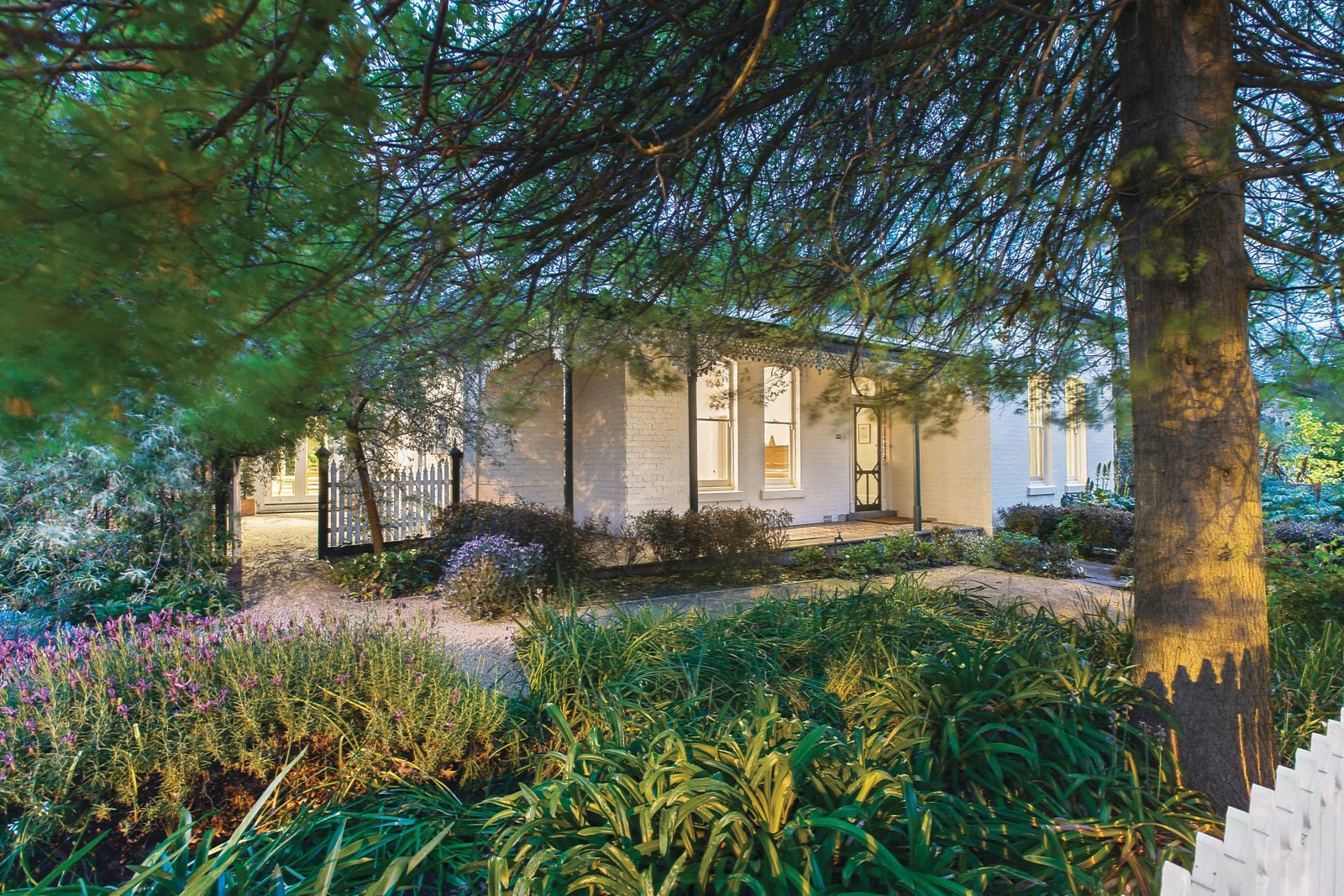 33 Claremont Avenue, Malvern, VIC