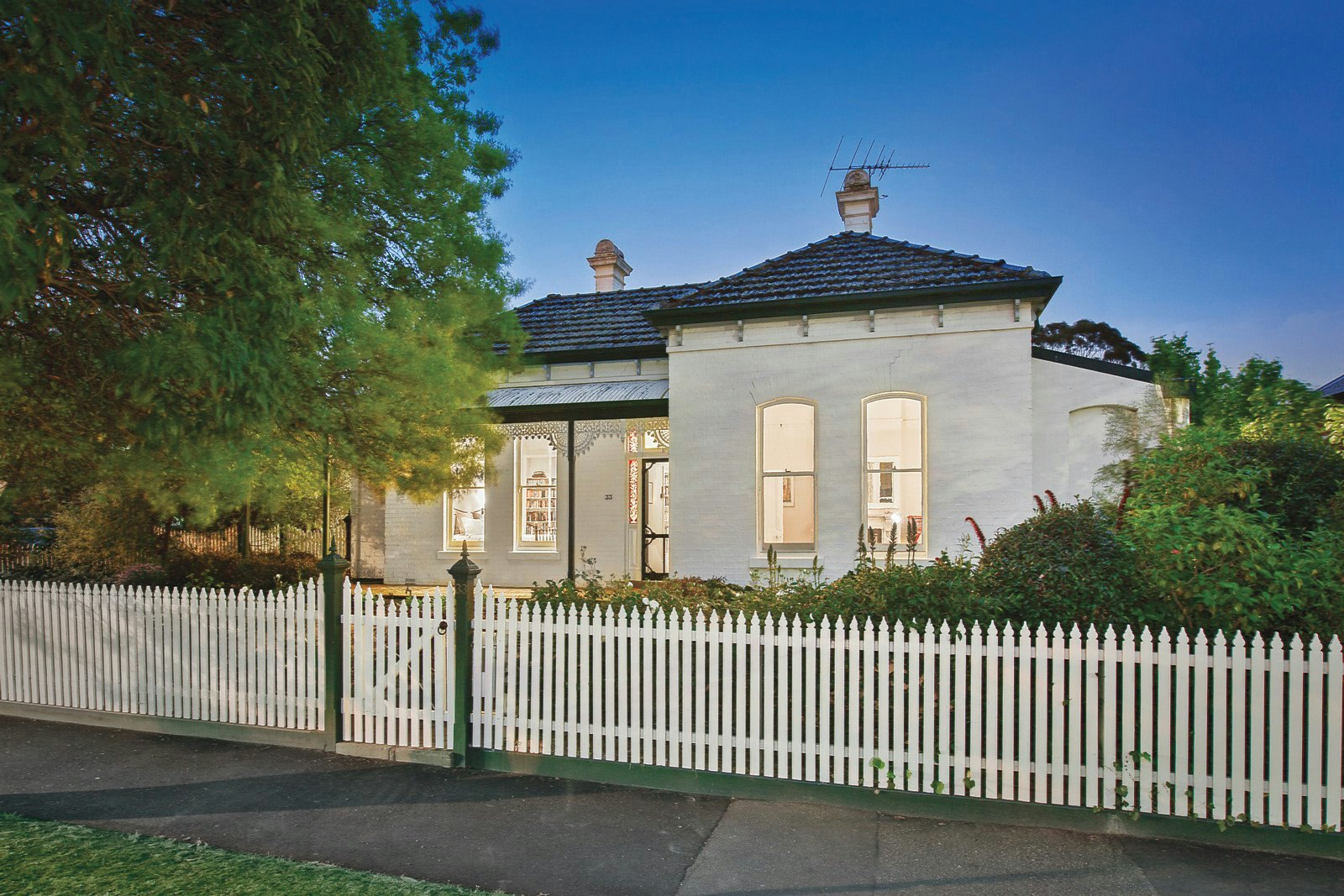 33 Claremont Avenue, Malvern, VIC