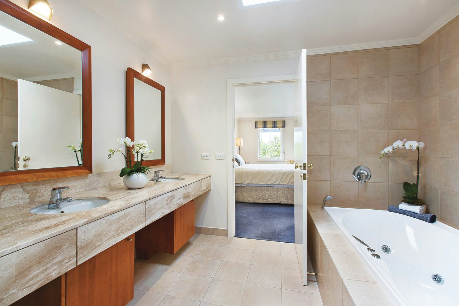 20 Barton Street, Surrey Hills, VIC