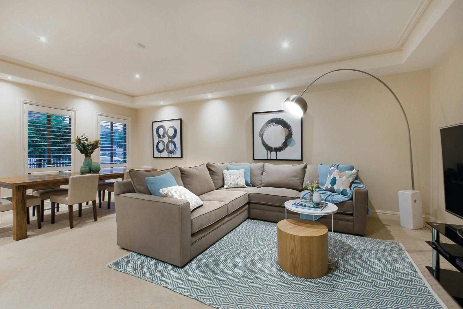 2B York Road, Glen Iris, VIC