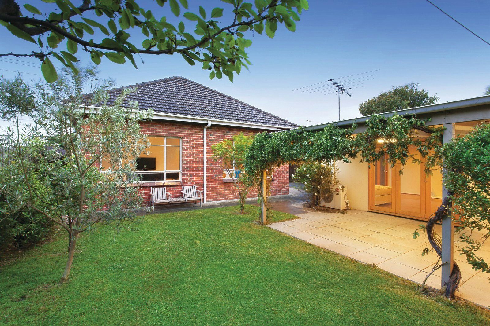 580 Waverley Road, Malvern East, VIC