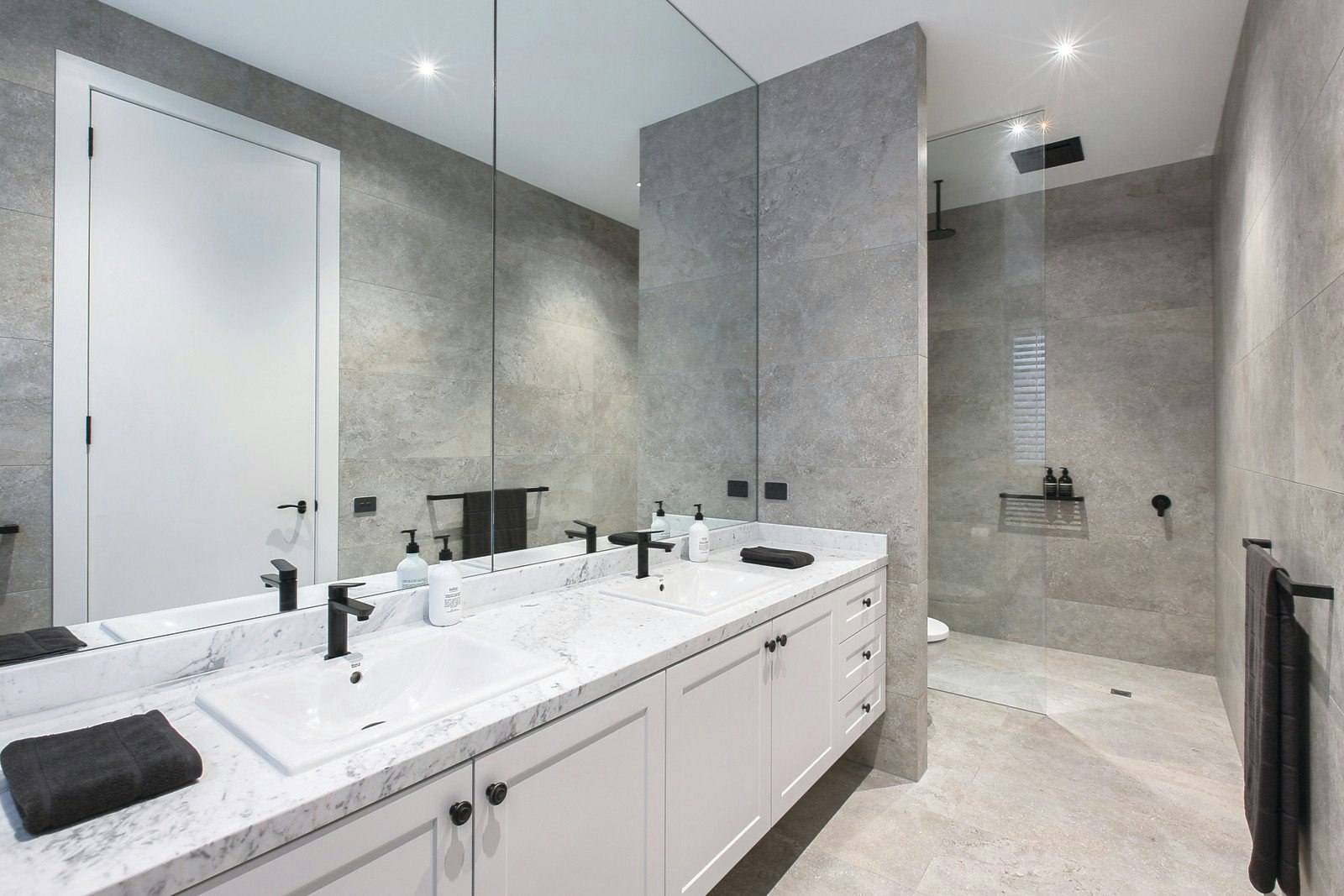 22 Robinson Road, Hawthorn, VIC