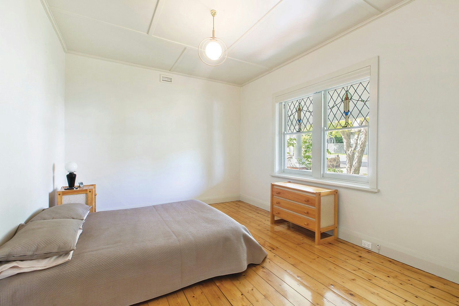 27 Renwick Street, Glen Iris, VIC