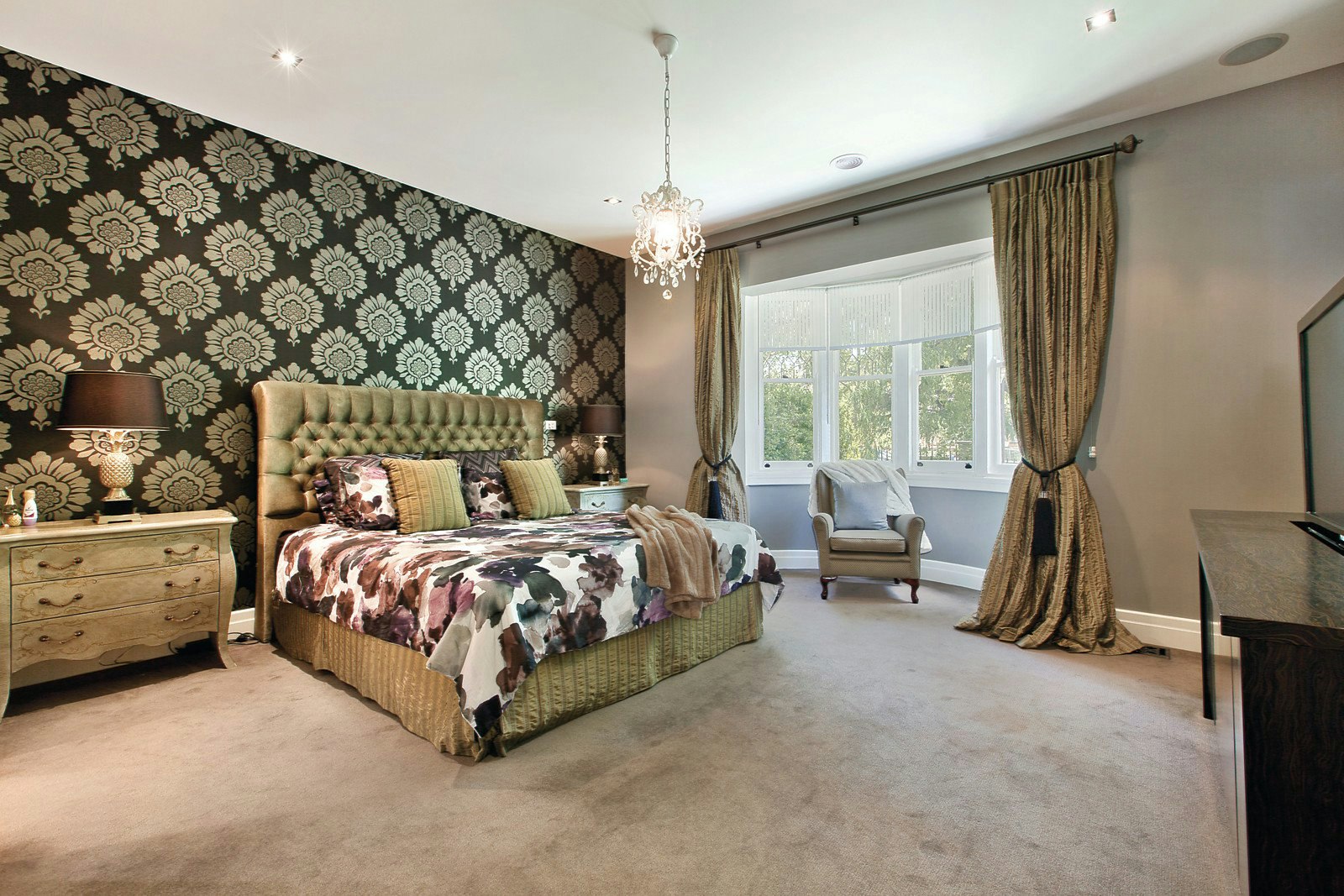 14 Hedgeley Avenue, Malvern East, VIC