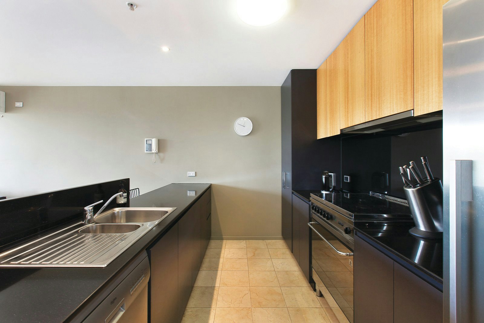 301/196 Albert Road, South Melbourne, VIC