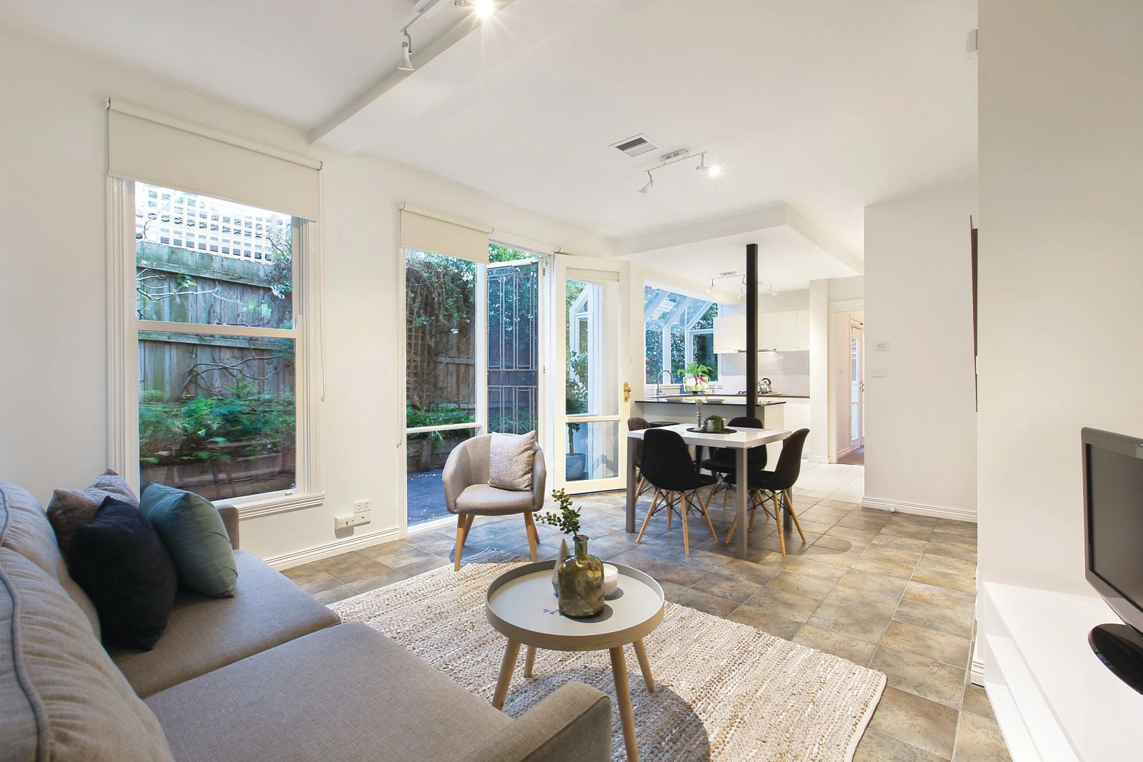 3/8 Dickens Street, Glen Iris, VIC