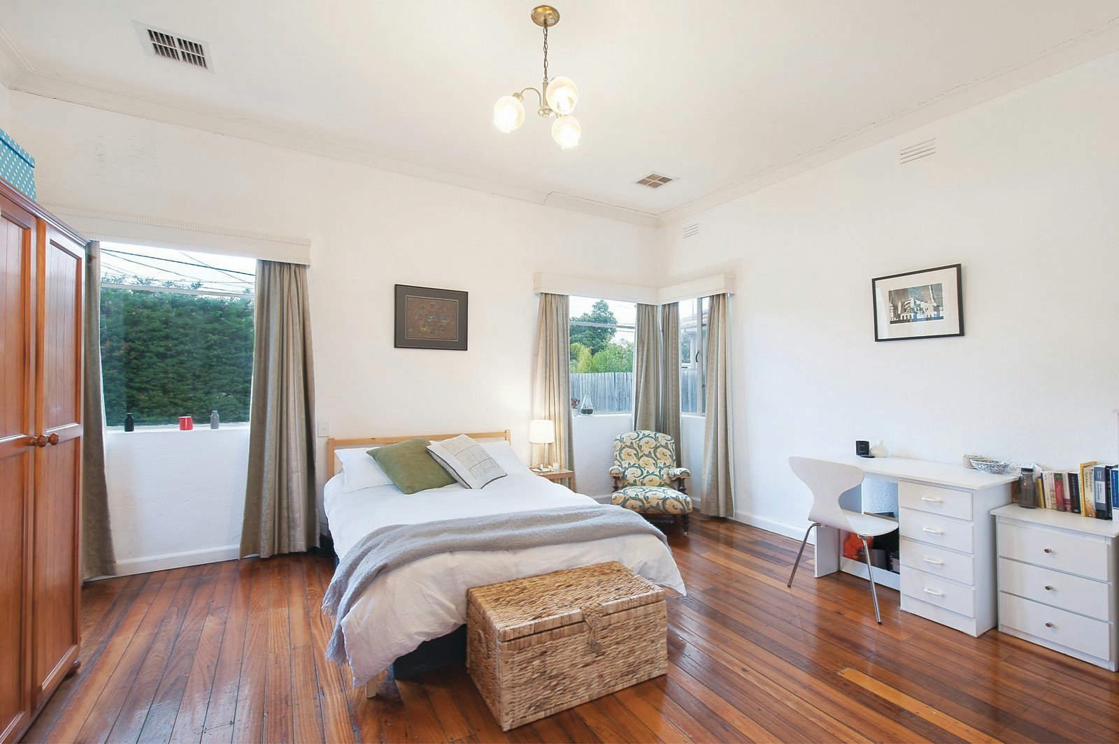 580 Waverley Road, Malvern East, VIC