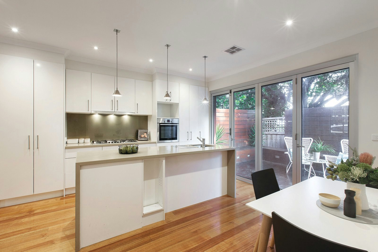 2/9 Park Road, Glen Iris, VIC