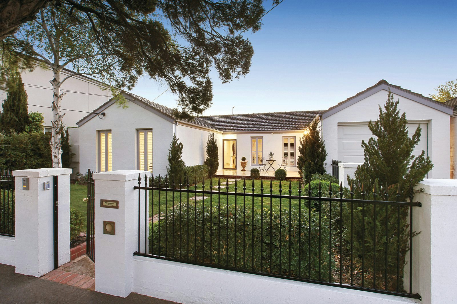 13 Whyte Street, Brighton, VIC