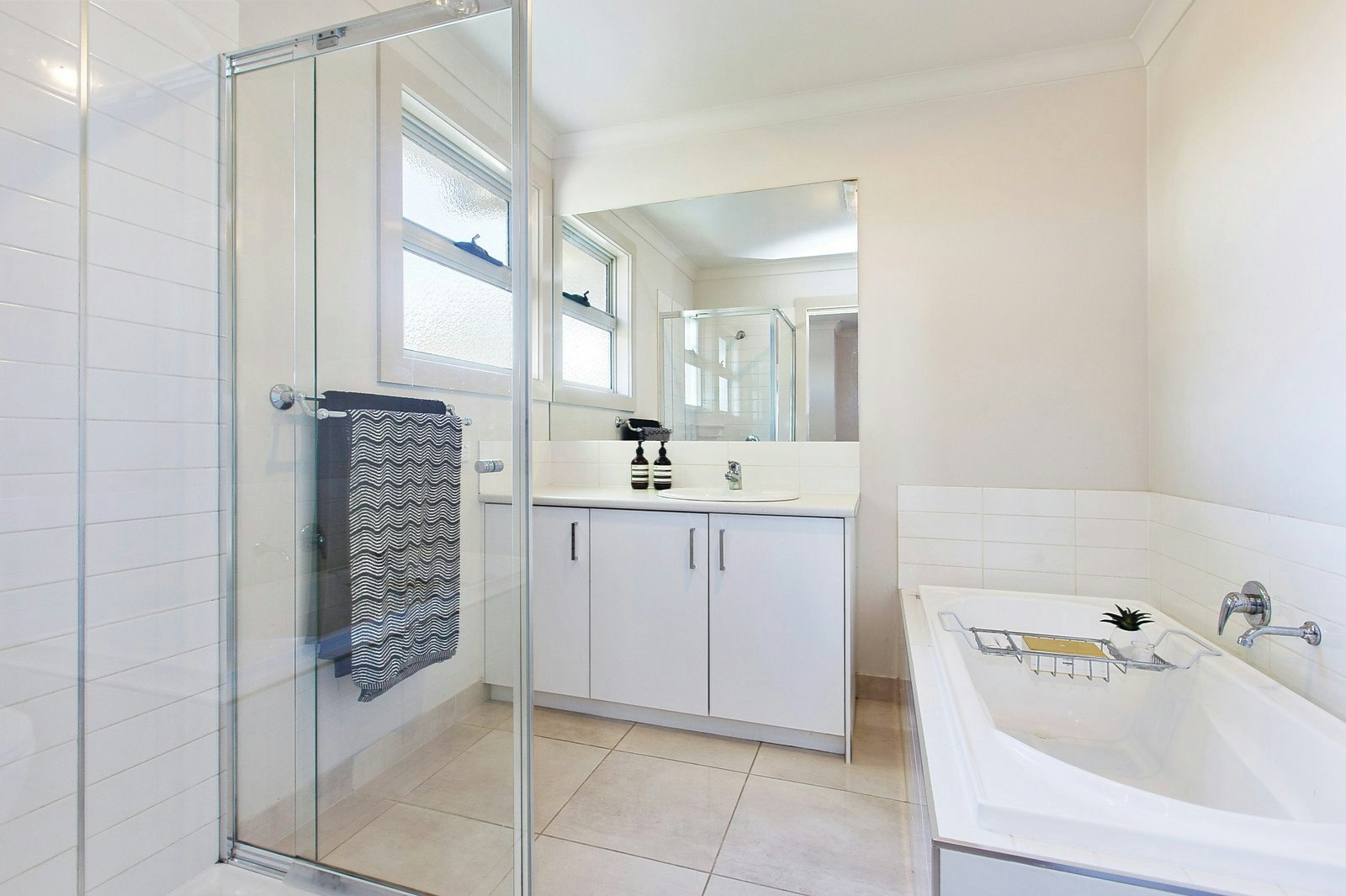 6a Costello Street, Mont Albert North, VIC