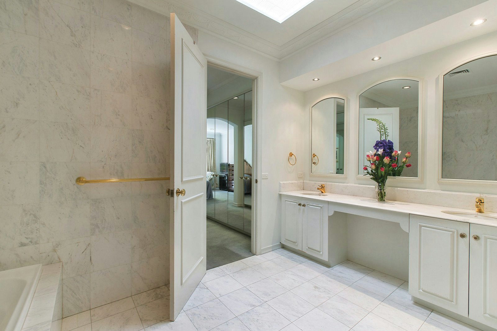 40 Walbundry Avenue, Balwyn North, VIC