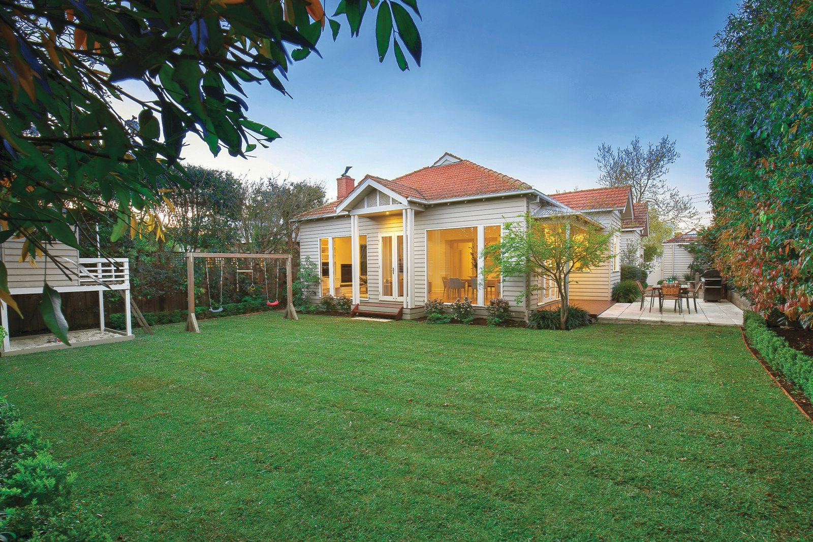 24 Netherlee Street, Glen Iris, VIC