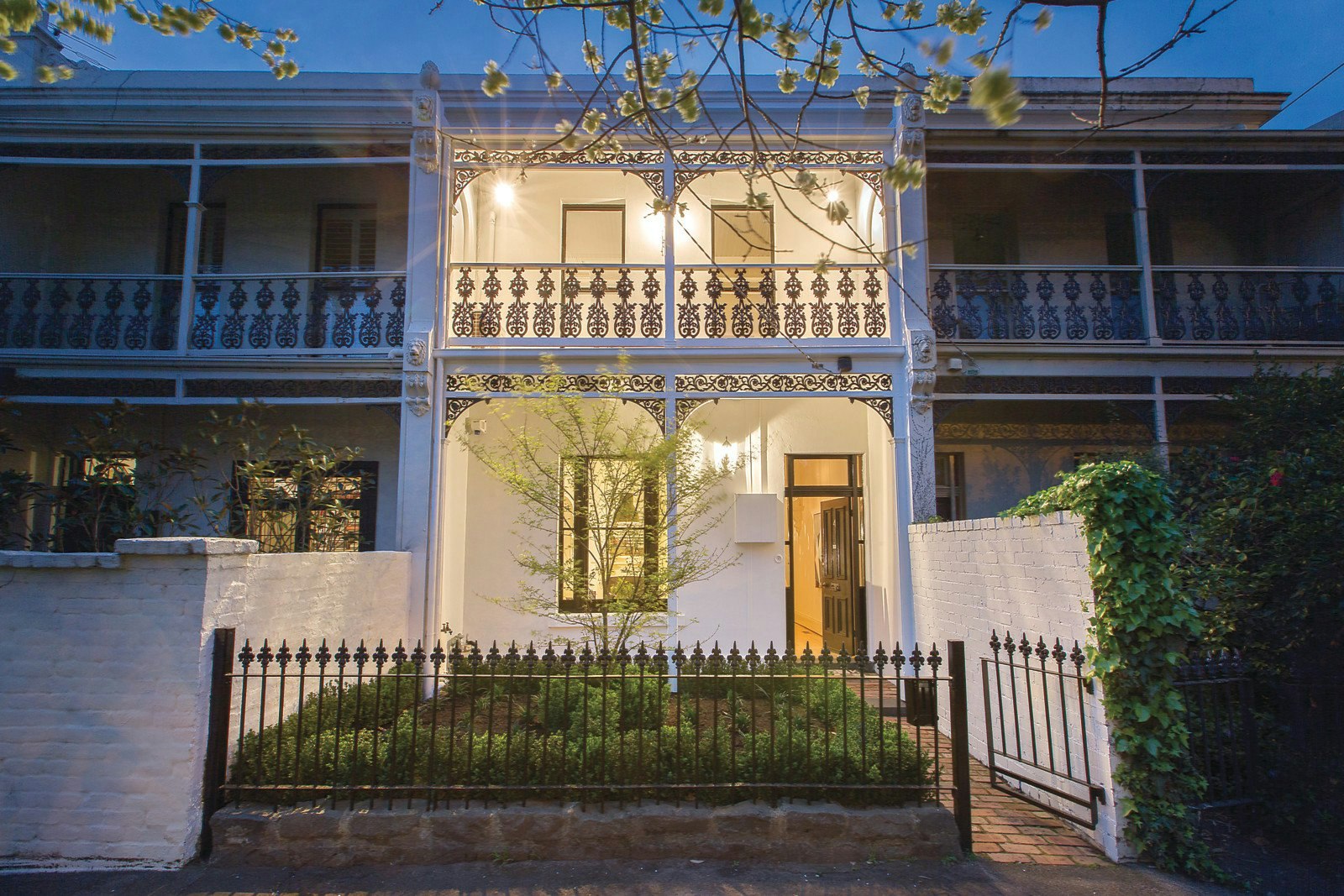4 St Vincent Place North, Albert Park, VIC