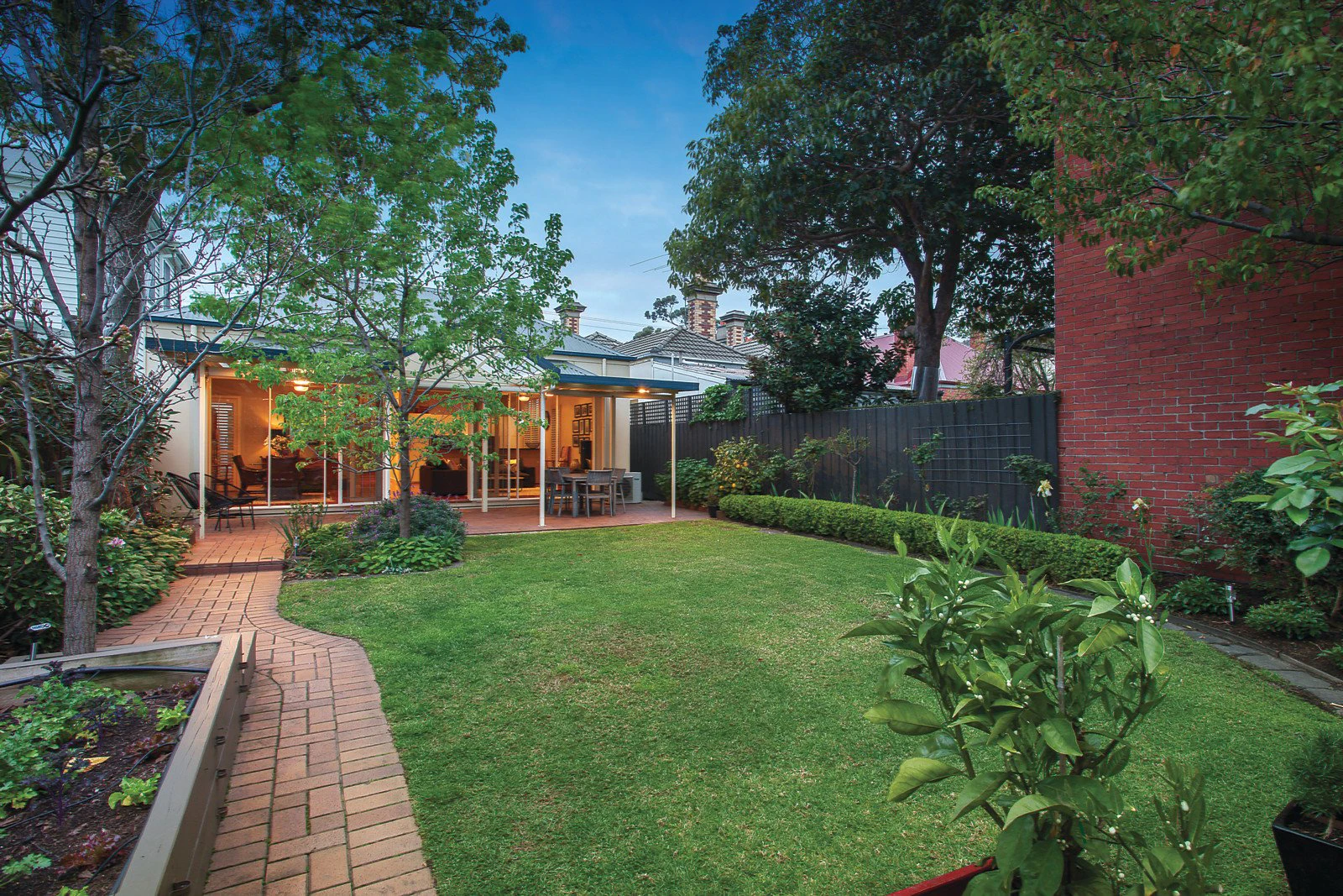 71 Canterbury Road, Middle Park, VIC