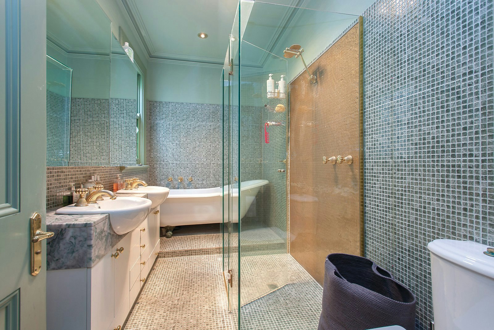 9 Longmore Street, St Kilda West, VIC